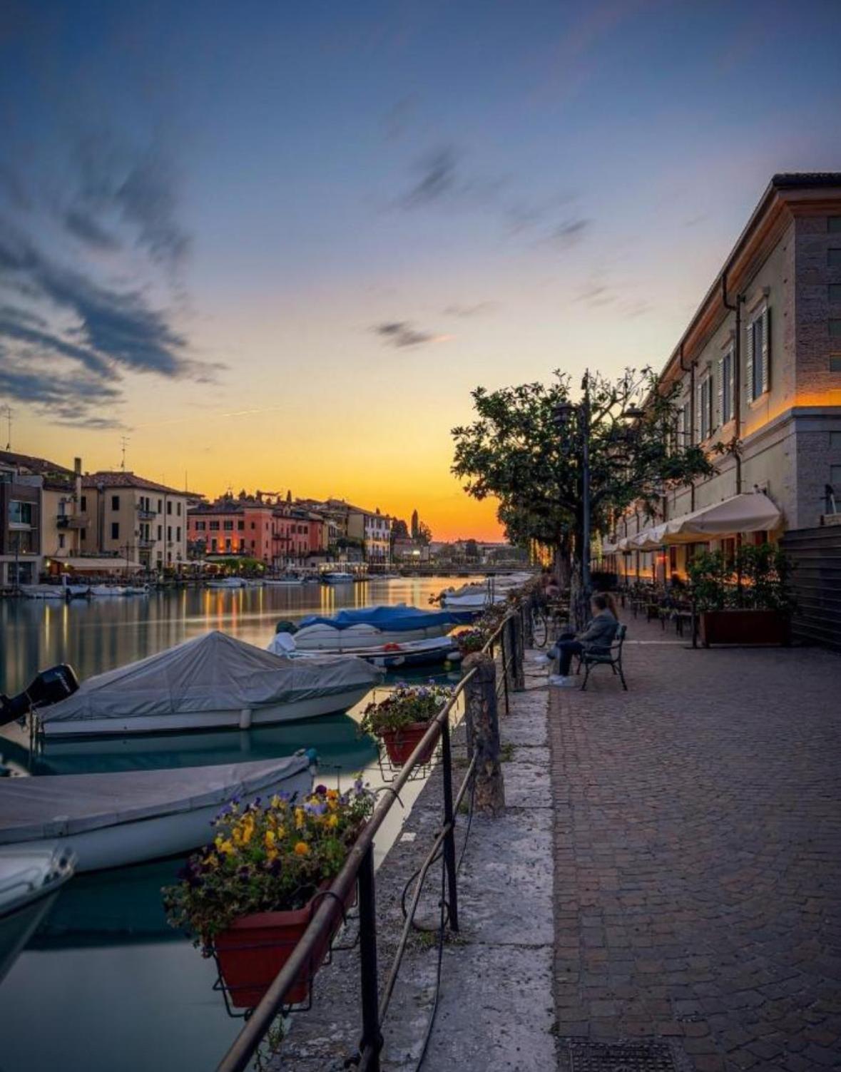 Garda Relais Luna Blu Peschiera del Garda Exterior photo